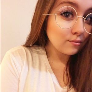 Meet your Posher, Bailey